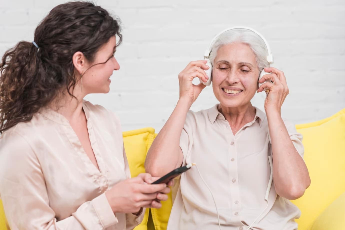 Music and Art Therapy in Memory Care