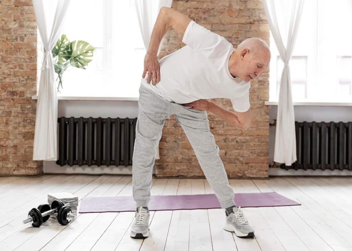 5 Essential Hamstring Stretches for Seniors to Improve their Health ...