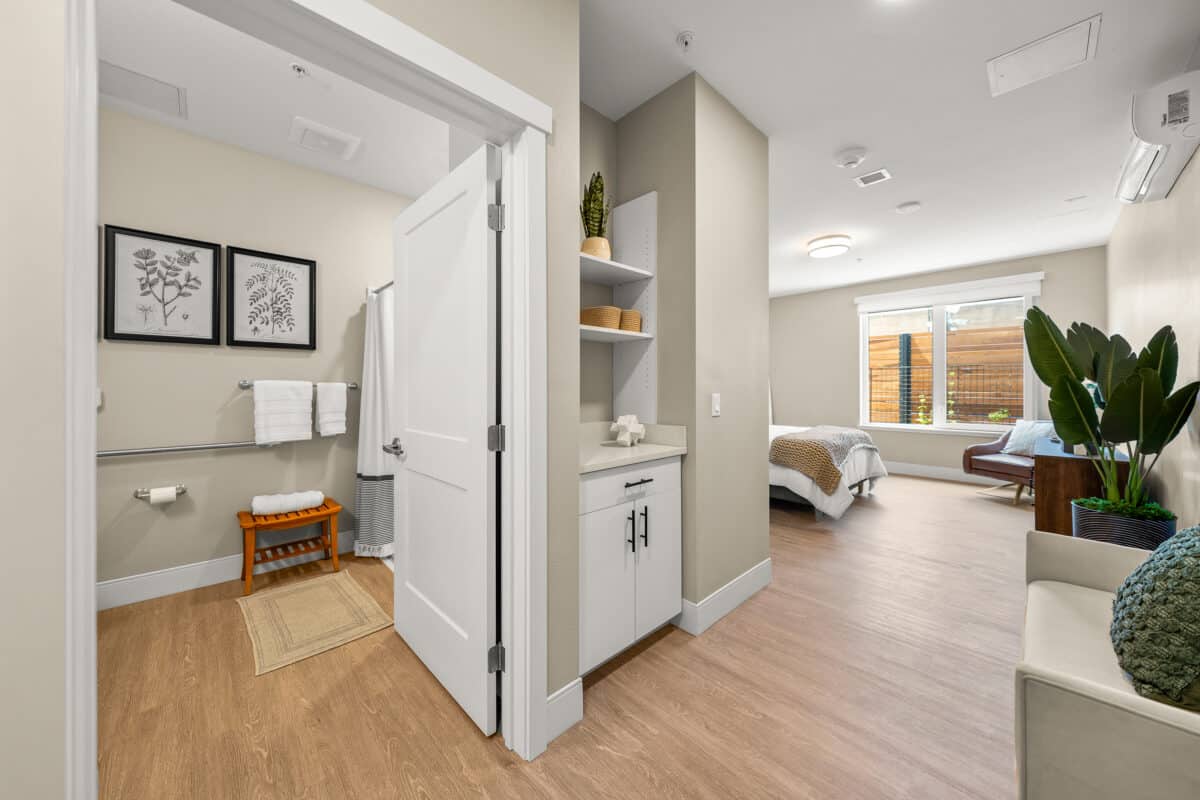 what is senior housing