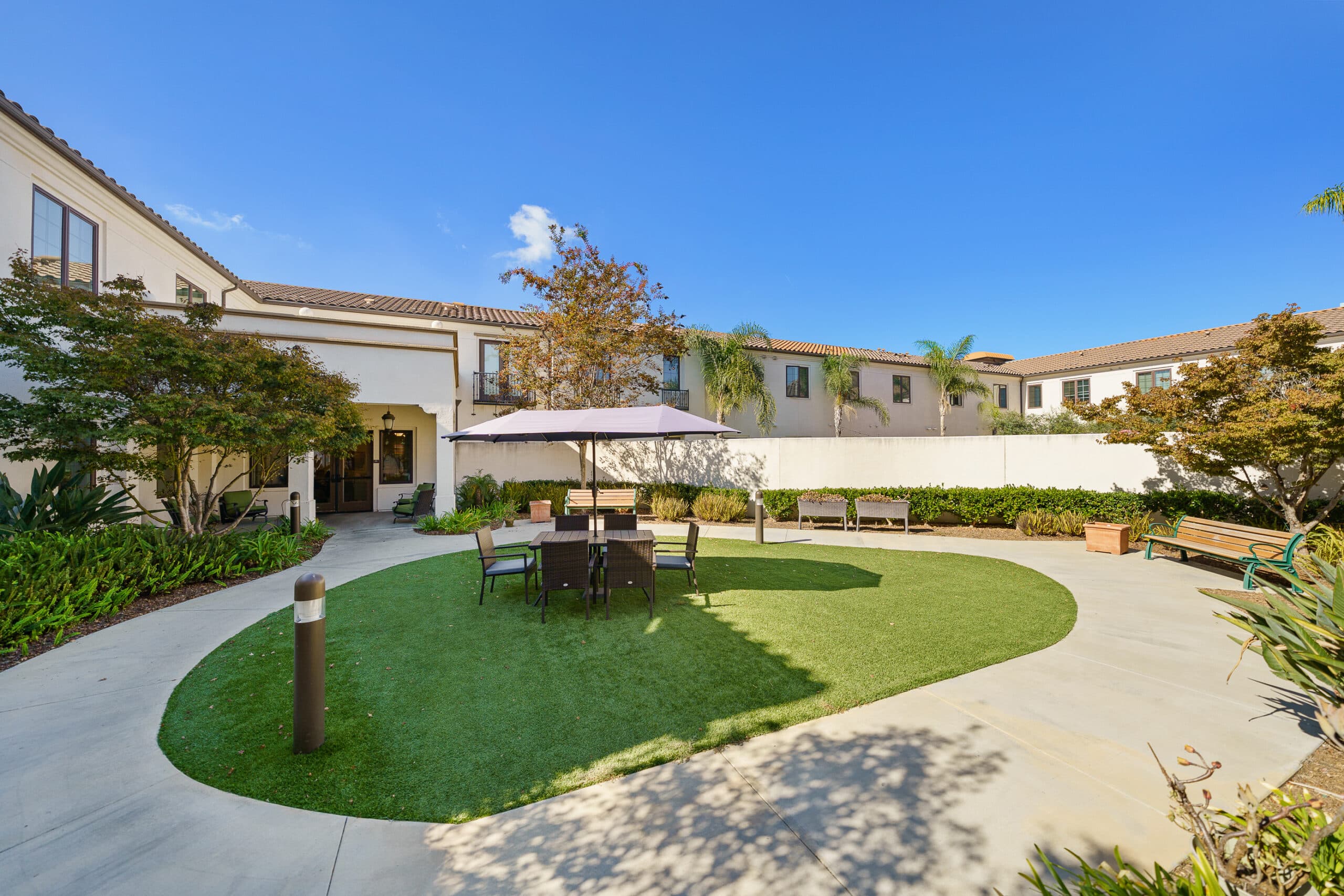 Westmont at SMR_MCCourtyard_LA360VR-1